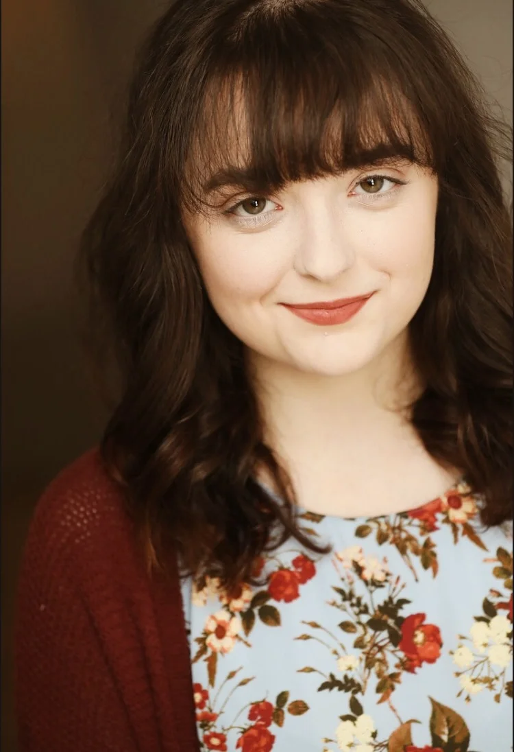 Annabelle Combs Headshot (1) - andi.jpg