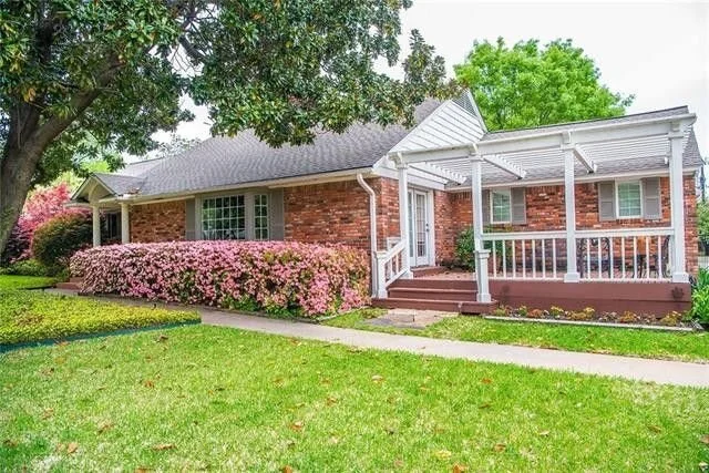 7131 Azalea Lane.  Dallas