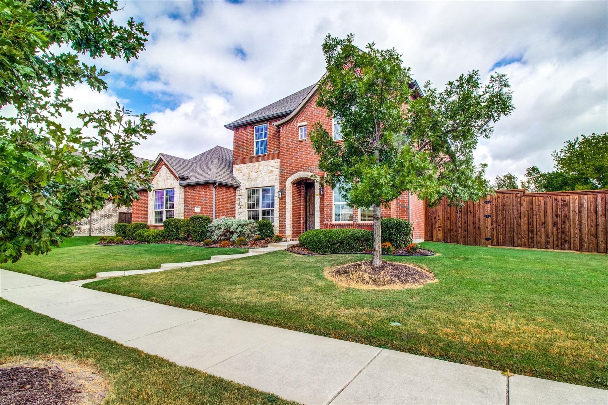 15636 Booker Trl,  Frisco, Tx