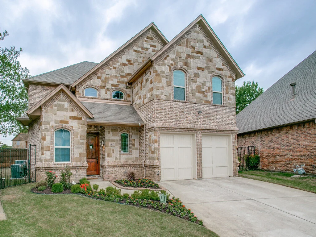1805 Castle Ct, Grapevine, Tx