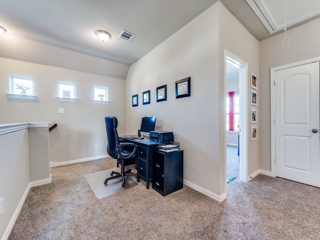 6224-kent-ln-aubrey-tx-76227-MLS-18.jpg