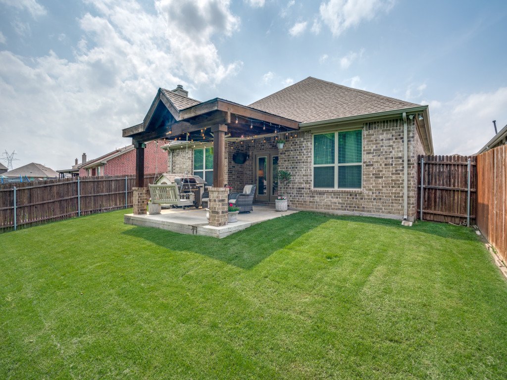 1740-wildflower-ln-wylie-tx-75098-MLS-24.jpg