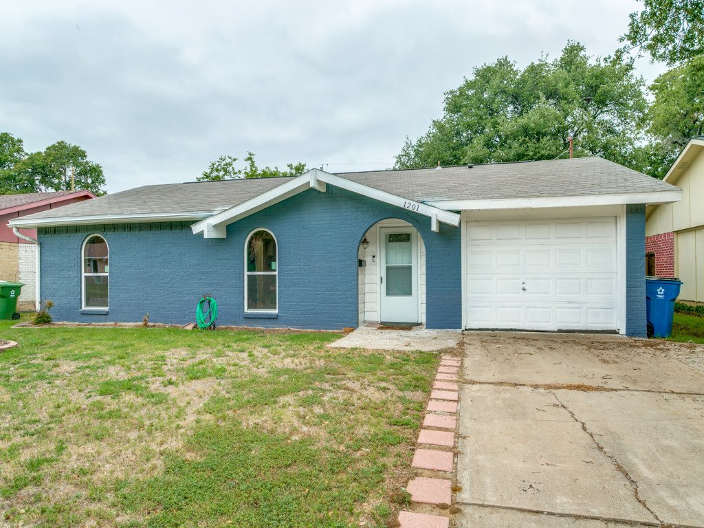 1201-elmwood-dr-lewisville-tx-75067-MLS-1.jpg