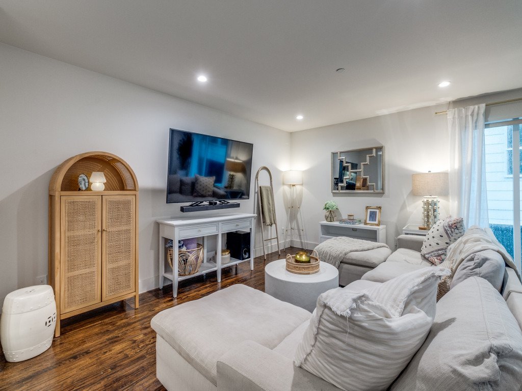 5719-lindell-ave-unit-b-dallas-tx-75206-MLS-2.jpg