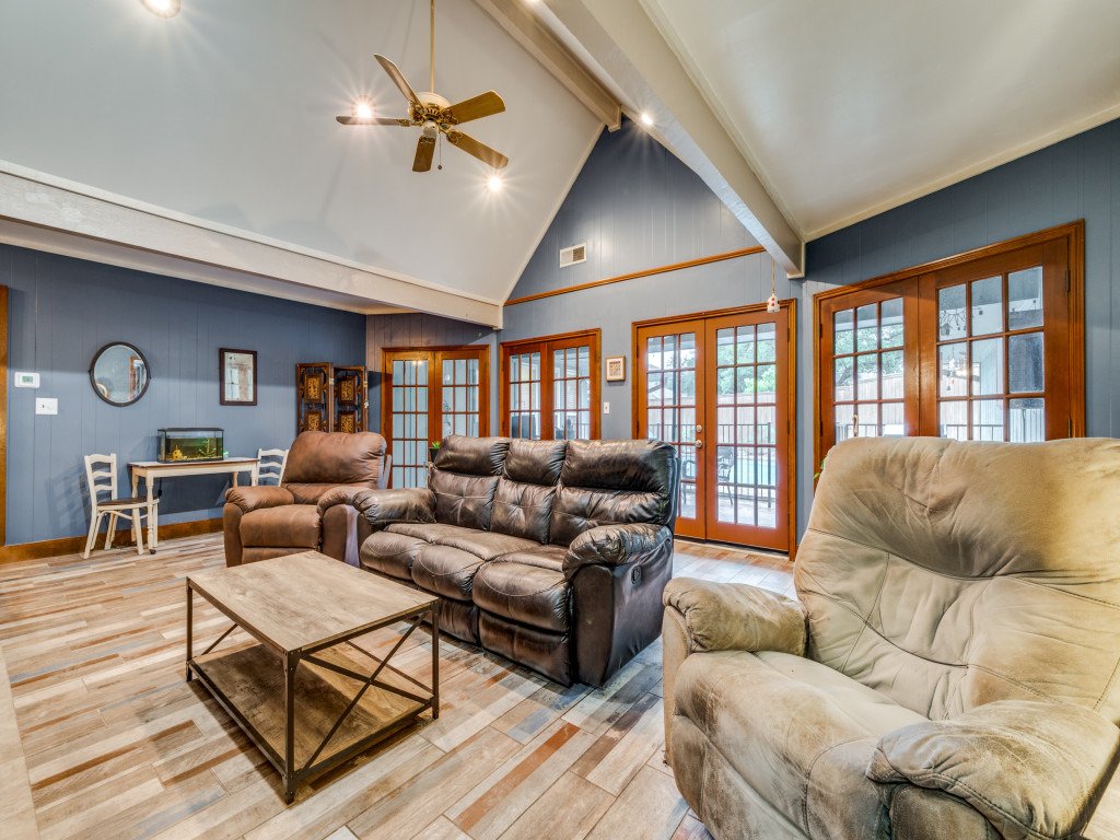 2715-peach-tree-dr-carrollton-tx-75006-MLS-14.jpg