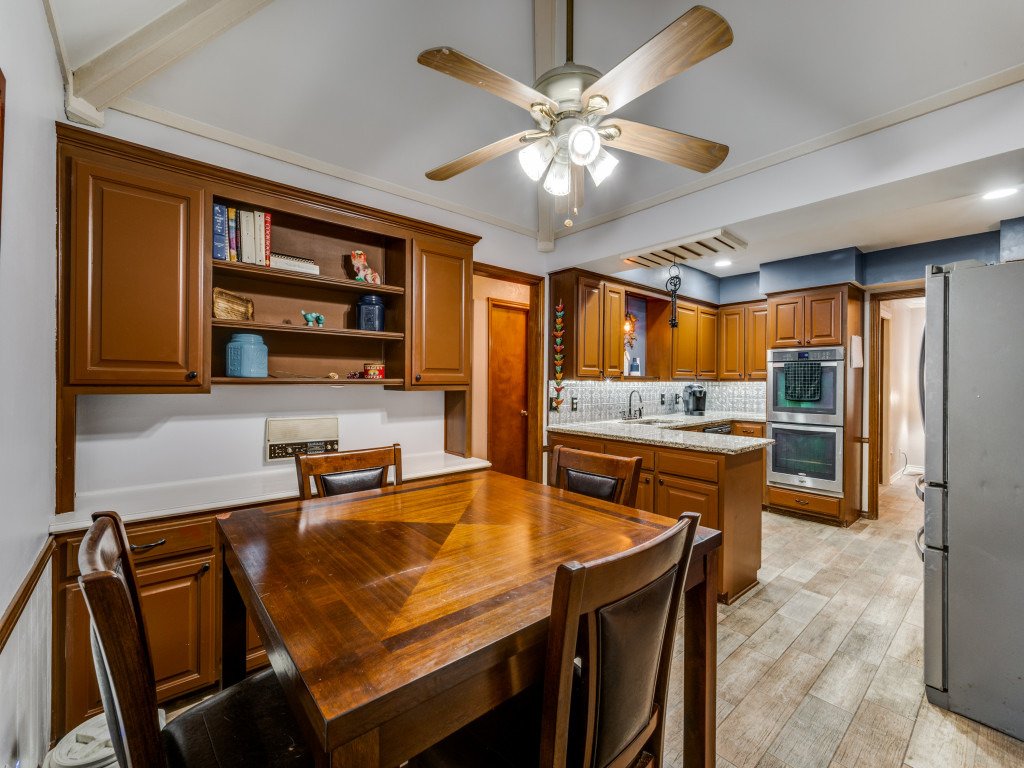 2715-peach-tree-dr-carrollton-tx-75006-MLS-21.jpg