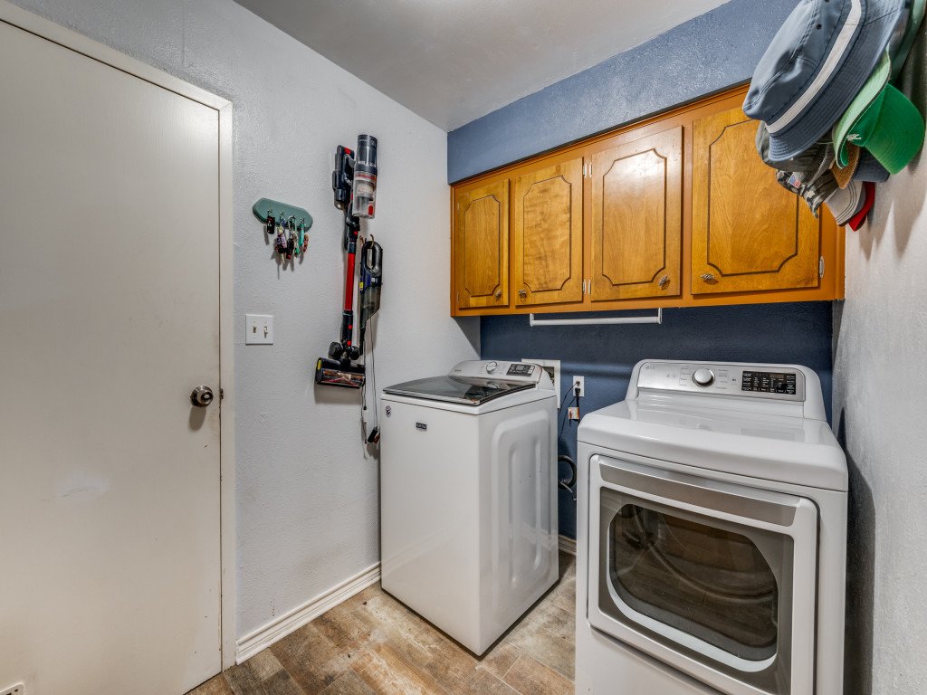 2715-peach-tree-dr-carrollton-tx-75006-MLS-31.jpg