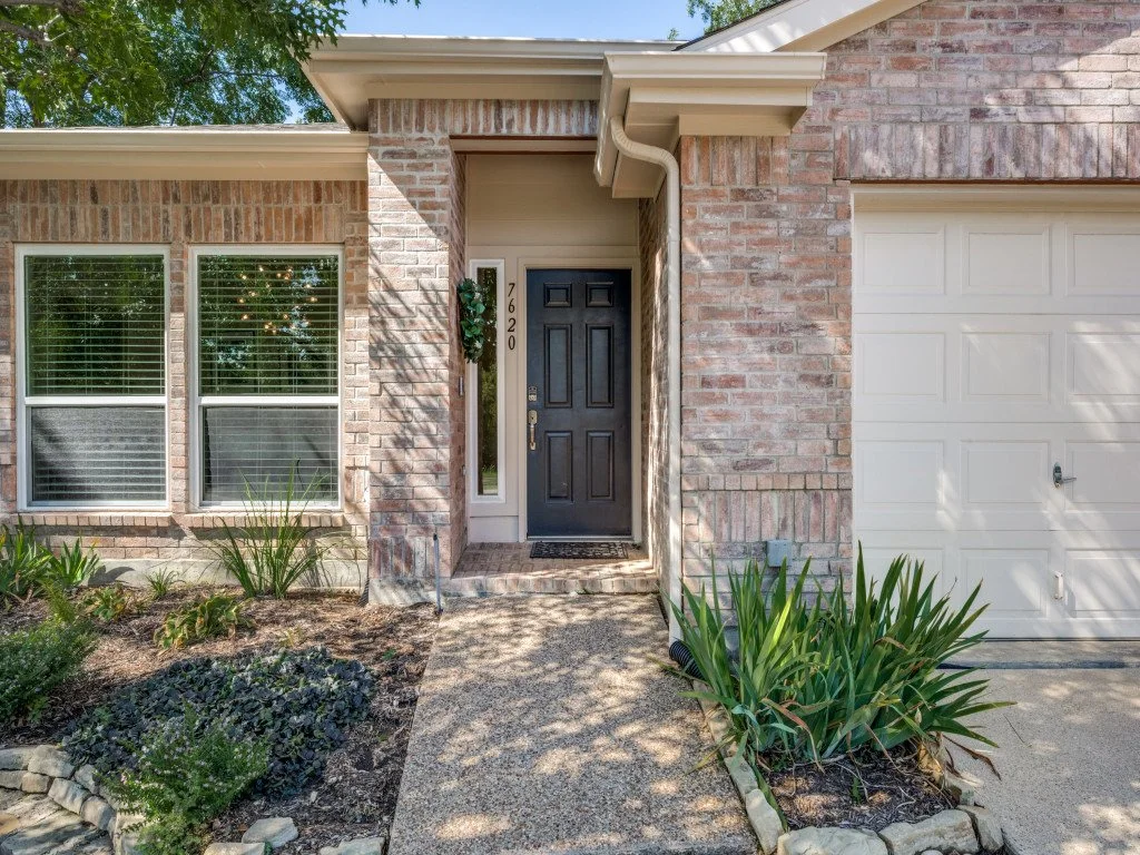 7620-waterside-pl-denton-tx-76210-2-MLS-2.jpg
