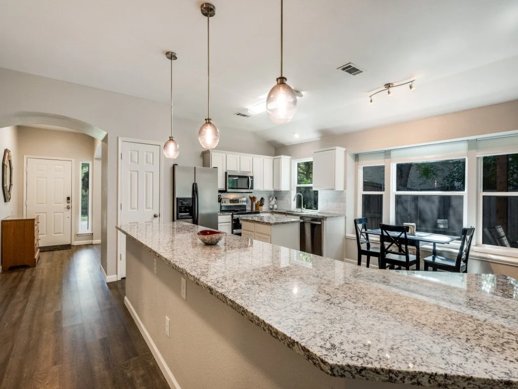 7620-waterside-pl-denton-tx-76210-2-MLS-7.jpg