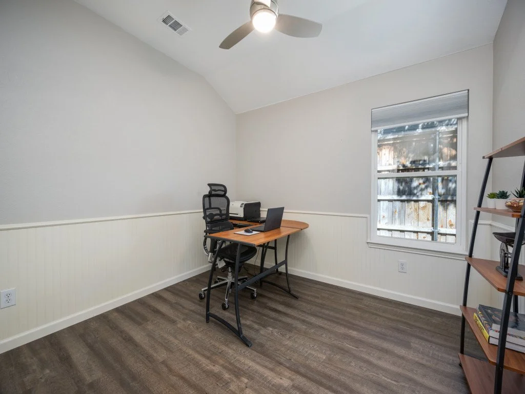 7620-waterside-pl-denton-tx-76210-2-MLS-22.jpg