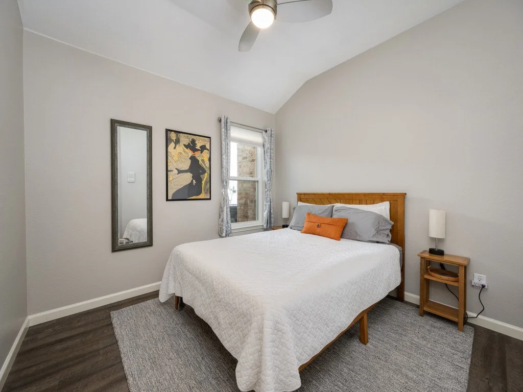 7620-waterside-pl-denton-tx-76210-2-MLS-25.jpg