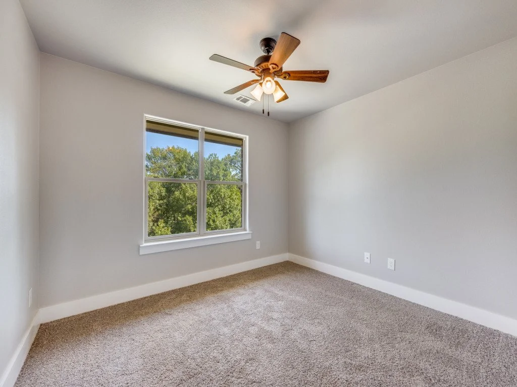 208-greenway-bnd-pottsboro-tx-75076-MLS-17.jpg