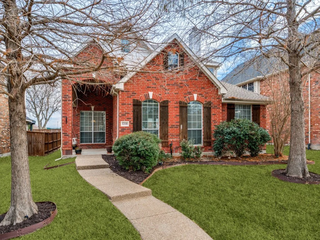 12110 Gonzales, Frisco Tx | 5 bedrooms | Backs to Greenbelt | Frisco ISD 