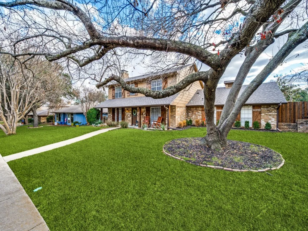 2720-prairie-creek-ct-plano-tx-75075-MLS-3.jpg