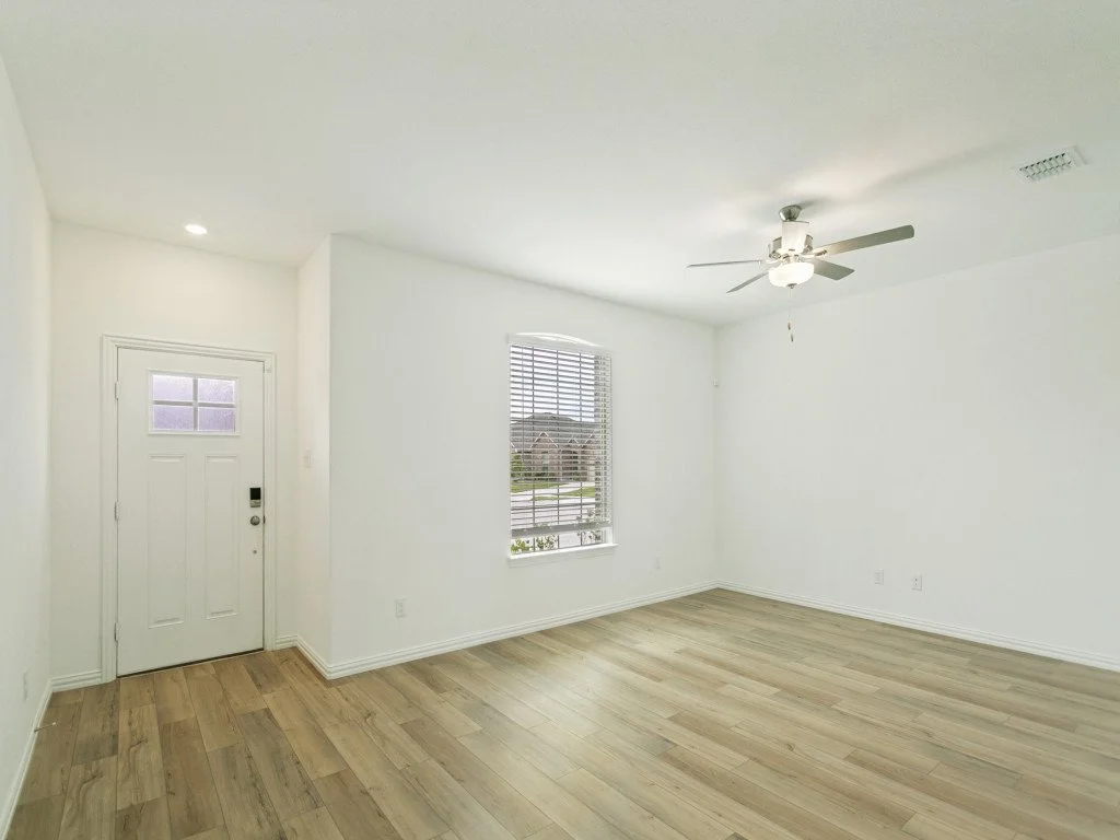 416-ardsley-ln-princeton-tx-75407-MLS-3.jpg