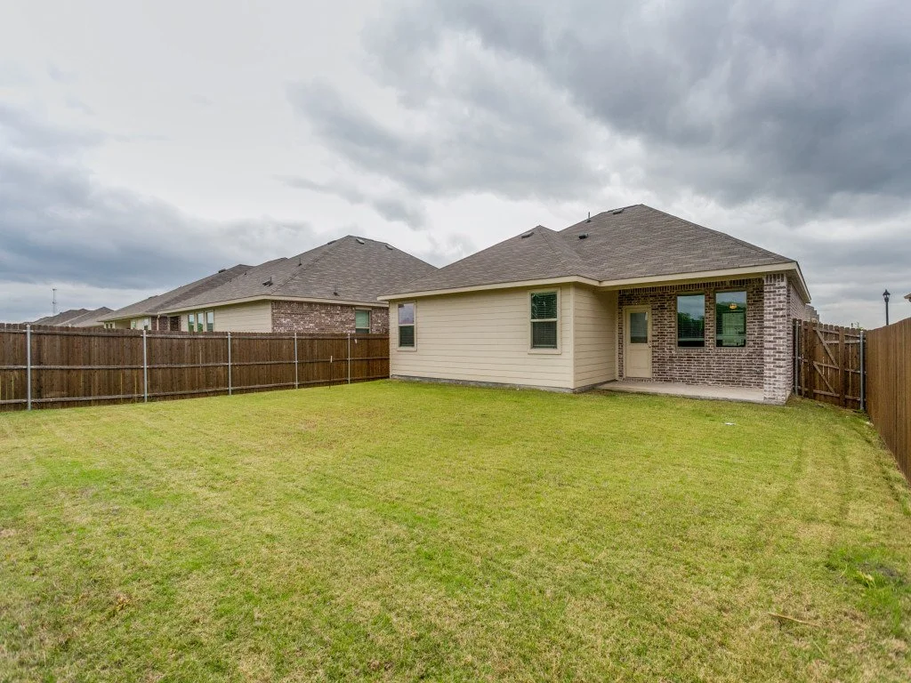 416-ardsley-ln-princeton-tx-75407-MLS-25.jpg