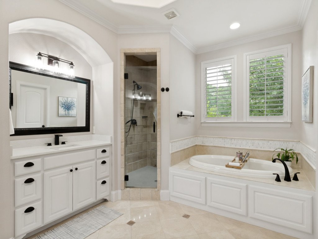 6501-blanch-cir-dallas-tx-75214-MLS-18.jpg