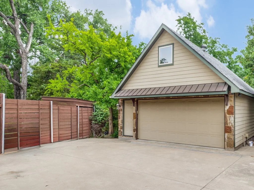 6501-blanch-cir-dallas-tx-75214-MLS-38.jpg