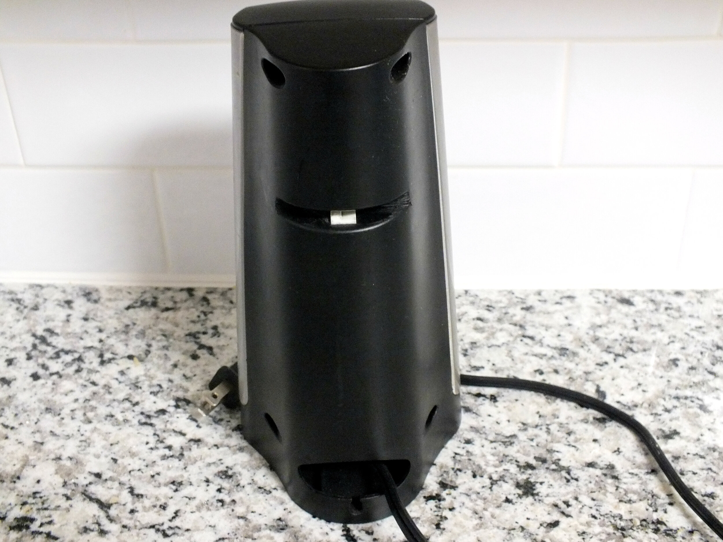 HAMILTON BEACH ELECTRIC CAN OPENER REVIEW — Closkitchen
