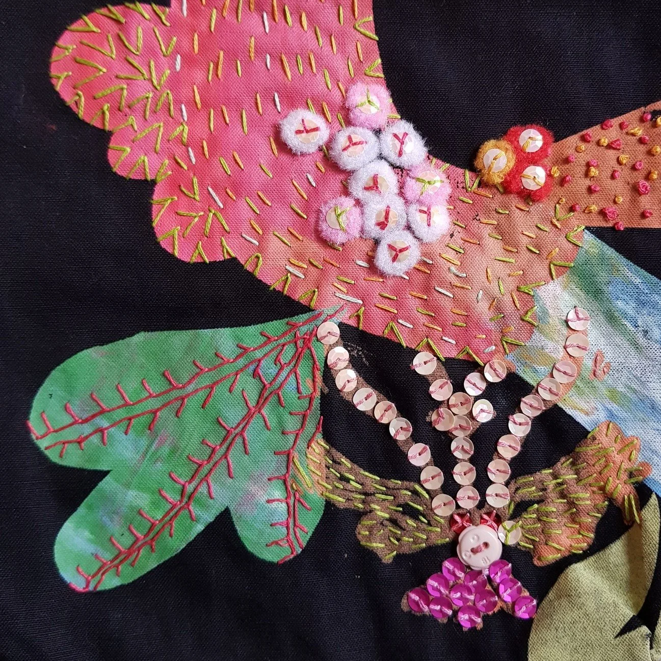 WILDFLOWER COLLAGE AND STITCH | ANGELA FEROLLA | OCT SCHOOL HOLIDAYS