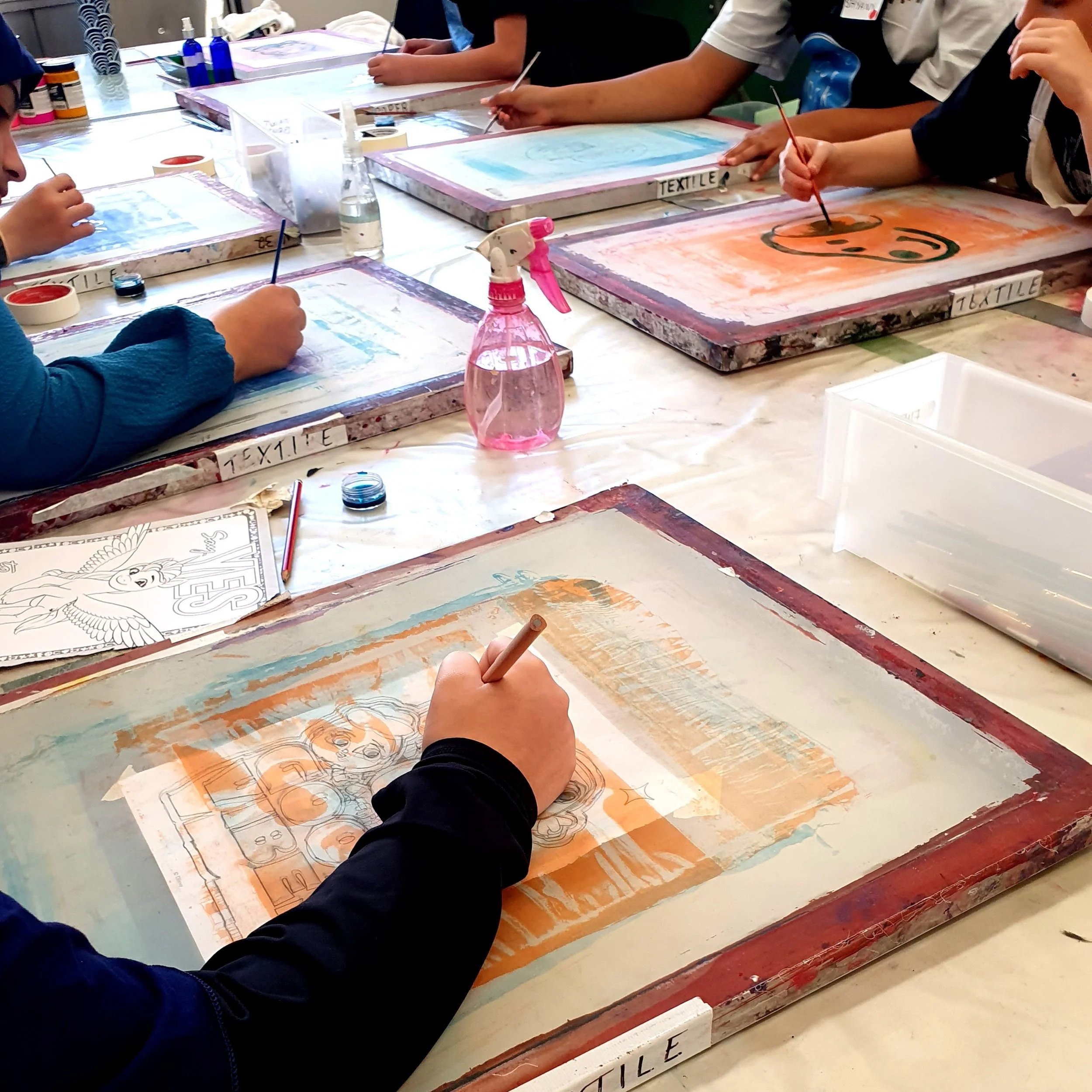 Screen Printing with Drawing Fluid for Teens | Odile Bell