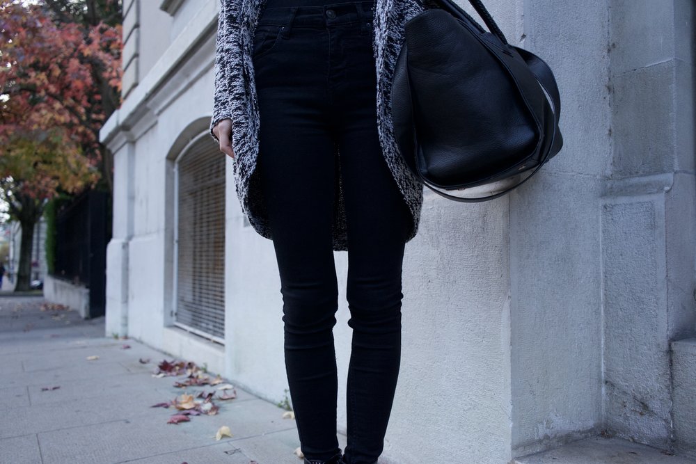 tenue n°4 zoom pantalon .jpg