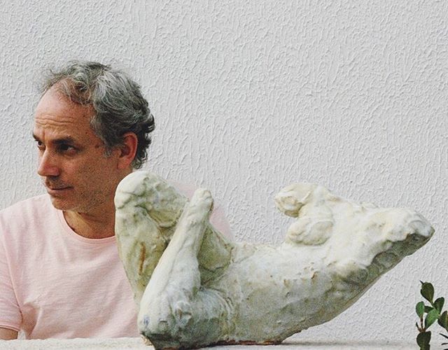 Derniers jours pour les inscriptions pour le stage de modelage avec Israel Kislansky ! C’est ce week-end ! 🙃🌻
Inscriptions sur HAAD.fr 👈
#iloveparis #stagedesculpture #argile #artclass #artteacher #artmaster #israelkislansky #quefaireaparis #jadoreparis #coursdesculpture #apprendrelasculpture #sculpture