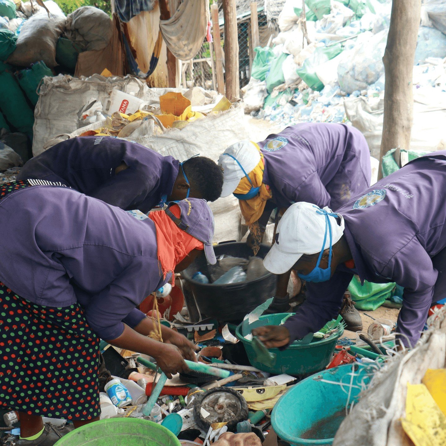 Behind everything we do at Flipflopi, there are women making it happen.

From the shorelines of the Lamu archipelago to our board room, women are at the heart of this project &mdash; and today we want to celebrate that.

👉 68% of our 700+ individual