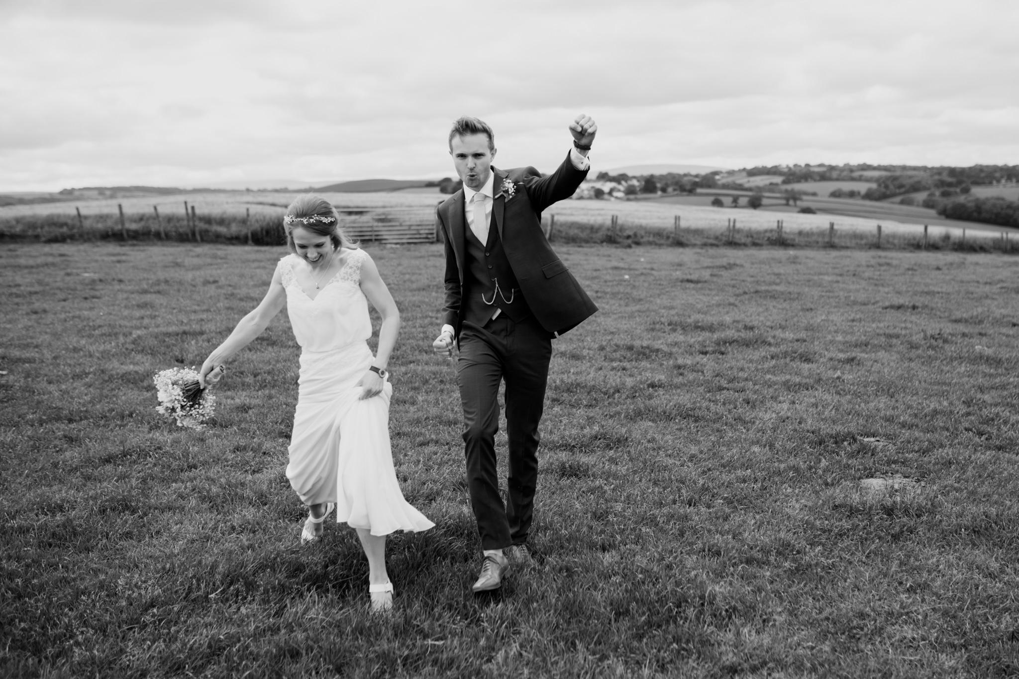 Higher eggbeer farm wedding photographer 015.jpg
