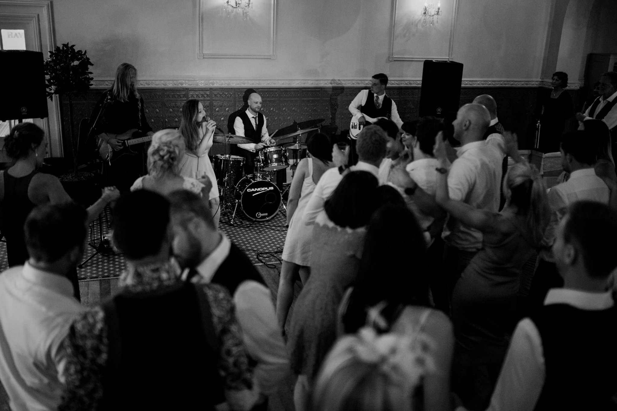 Wedding Photographer In Exeter 042_.jpg