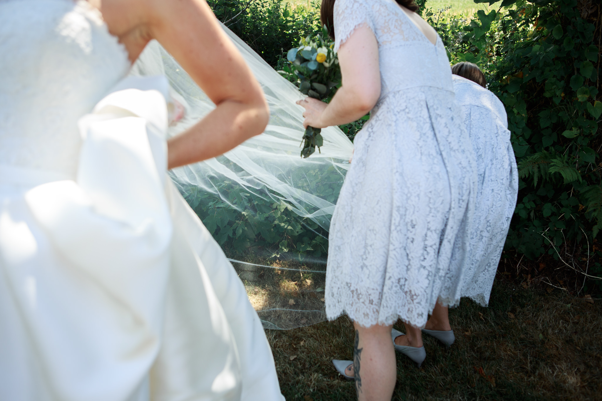Beaconside House Wedding Photographer 030_.jpg