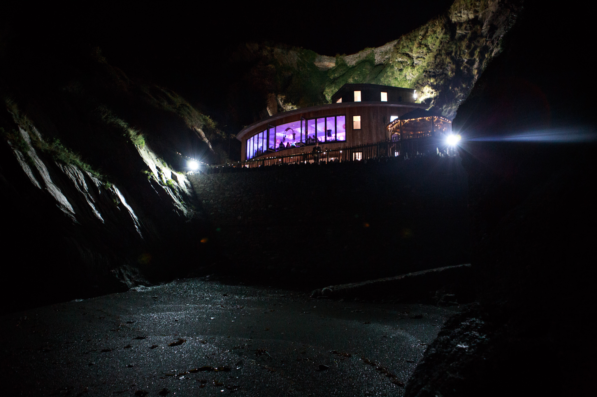 Tunnels Beaches Devon Wedding Photographer 056_.jpg