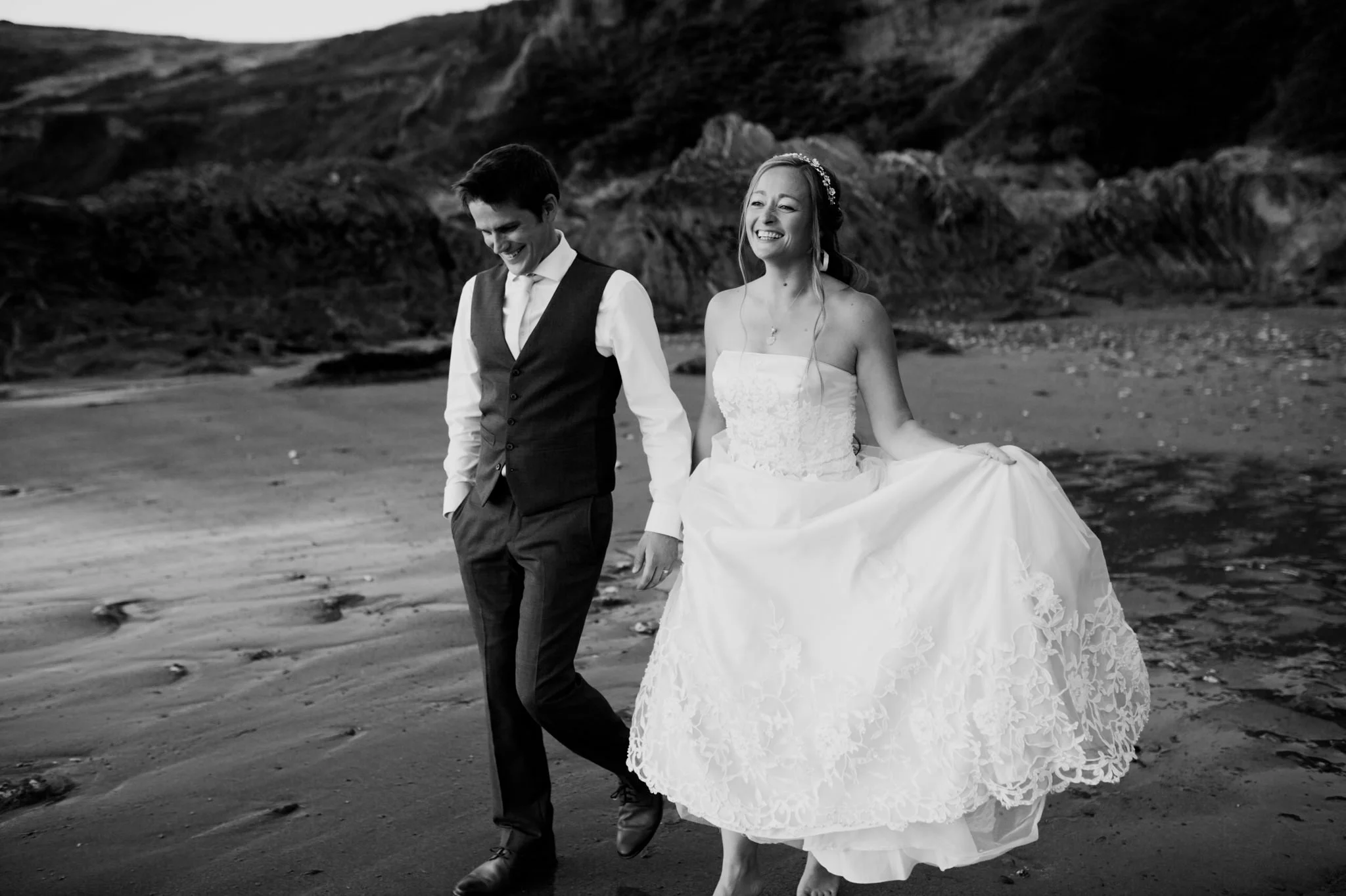 Polhawn Fort Wedding Photographer 050_.jpg