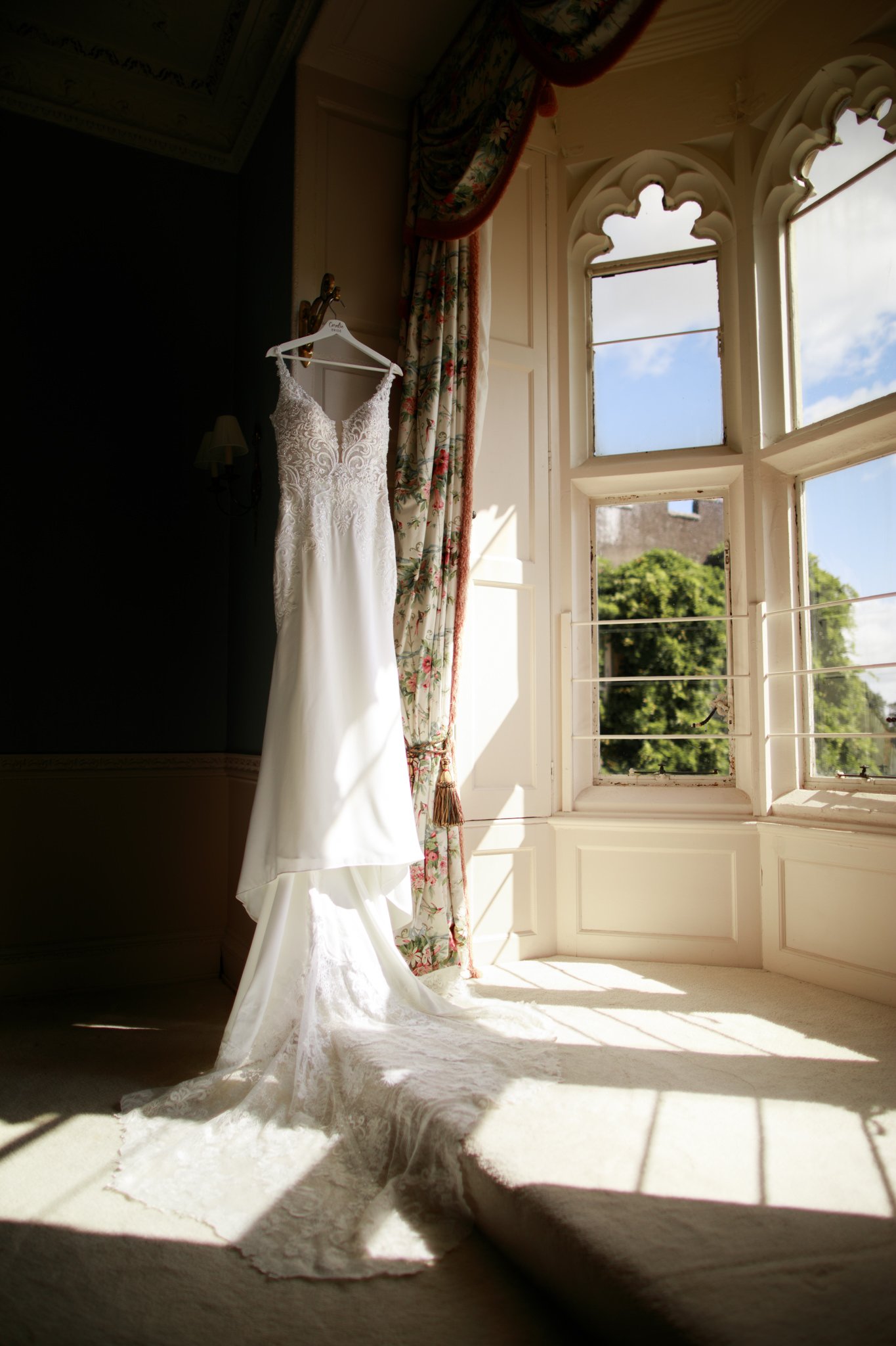 Powderham Castle Wedding Photographer - 006.jpg