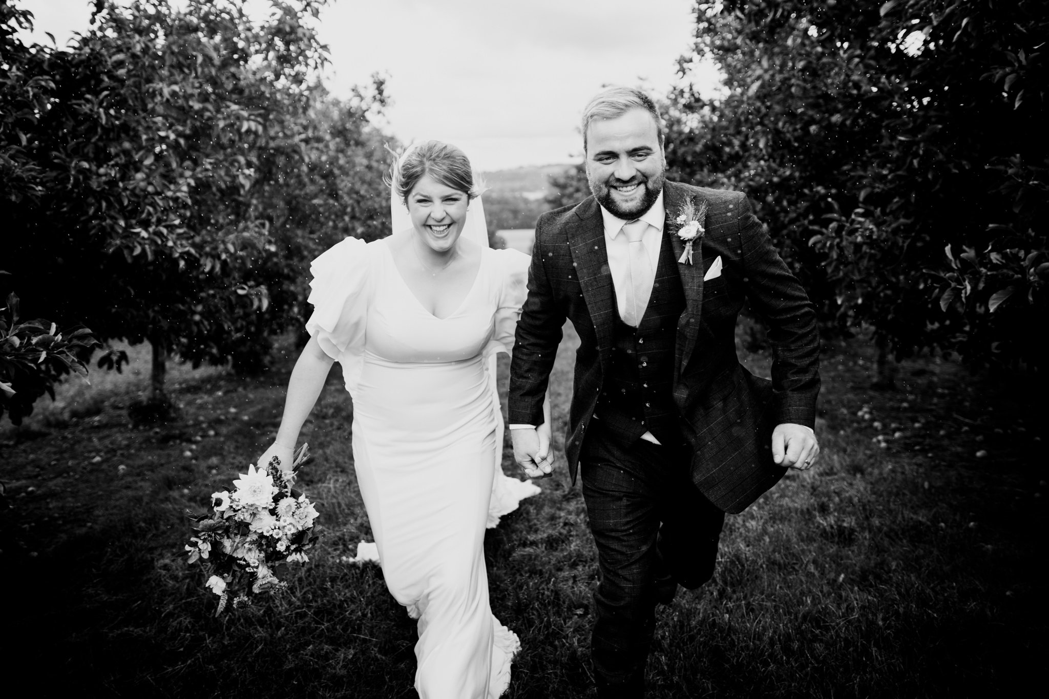 Harefield Barn Wedding Photographer - 040.jpg
