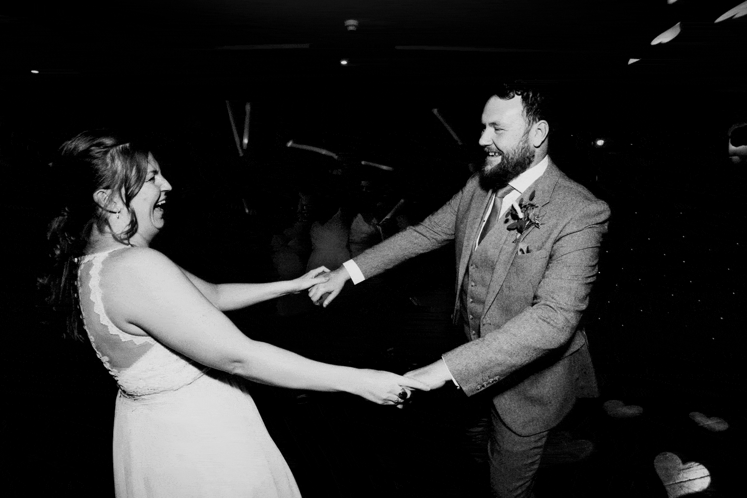 Devon_Wedding_Photographer_03.gif