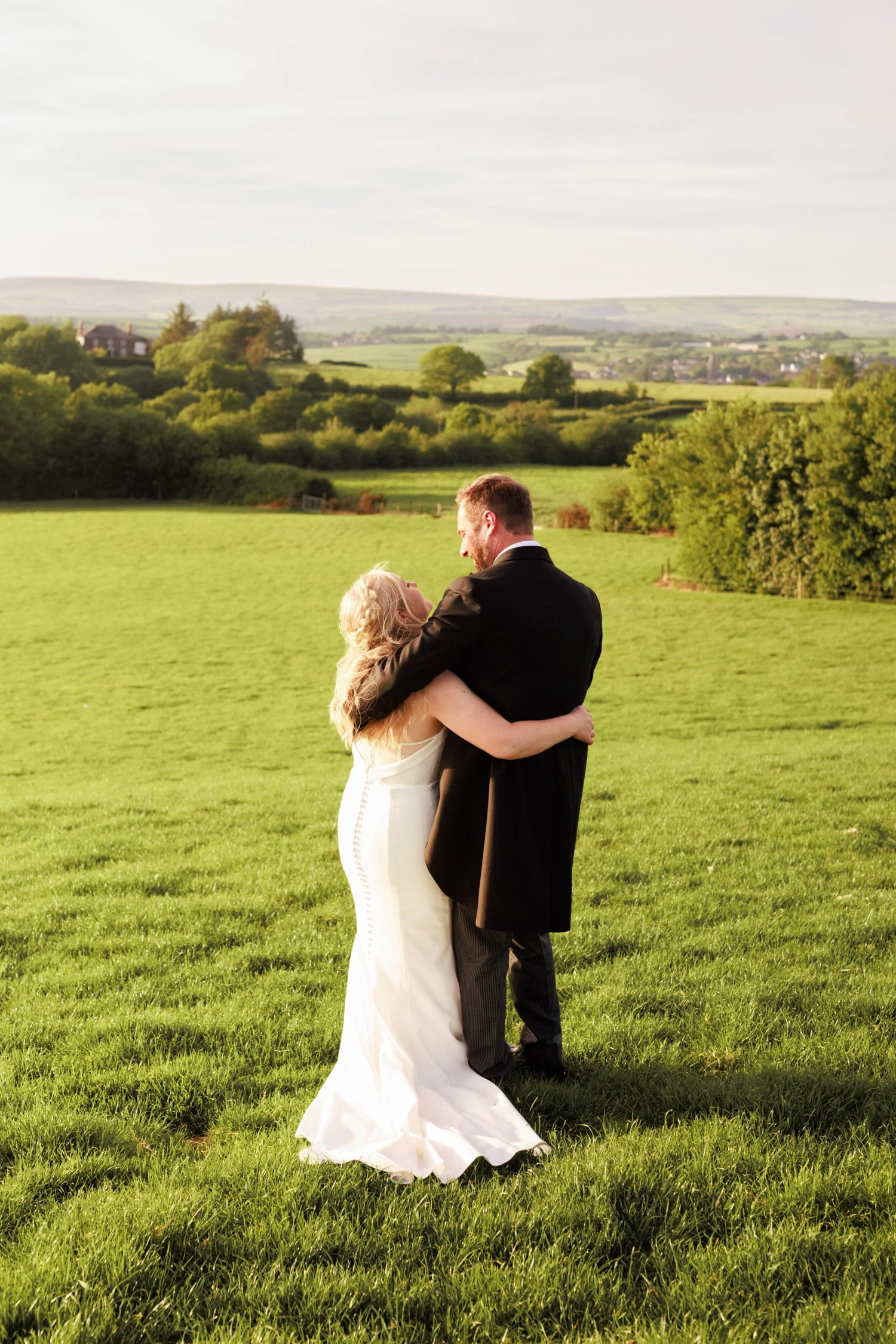 South Molton Wedding Photographer-044.jpg