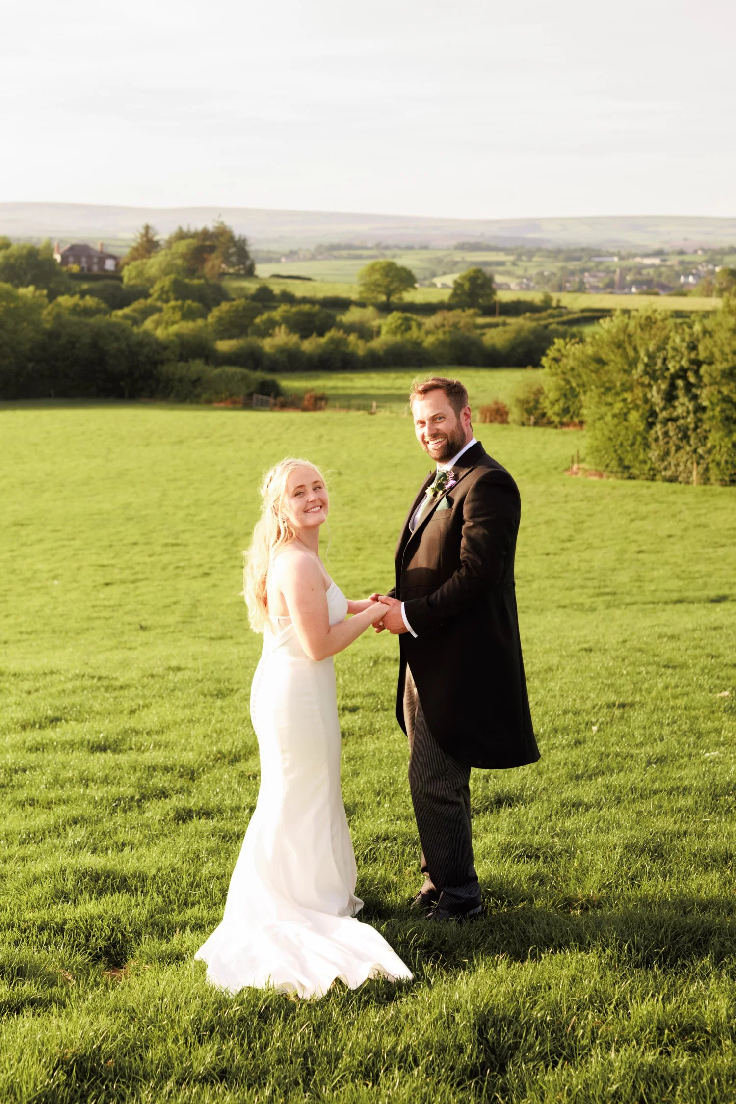 South Molton Wedding Photographer-045.jpg