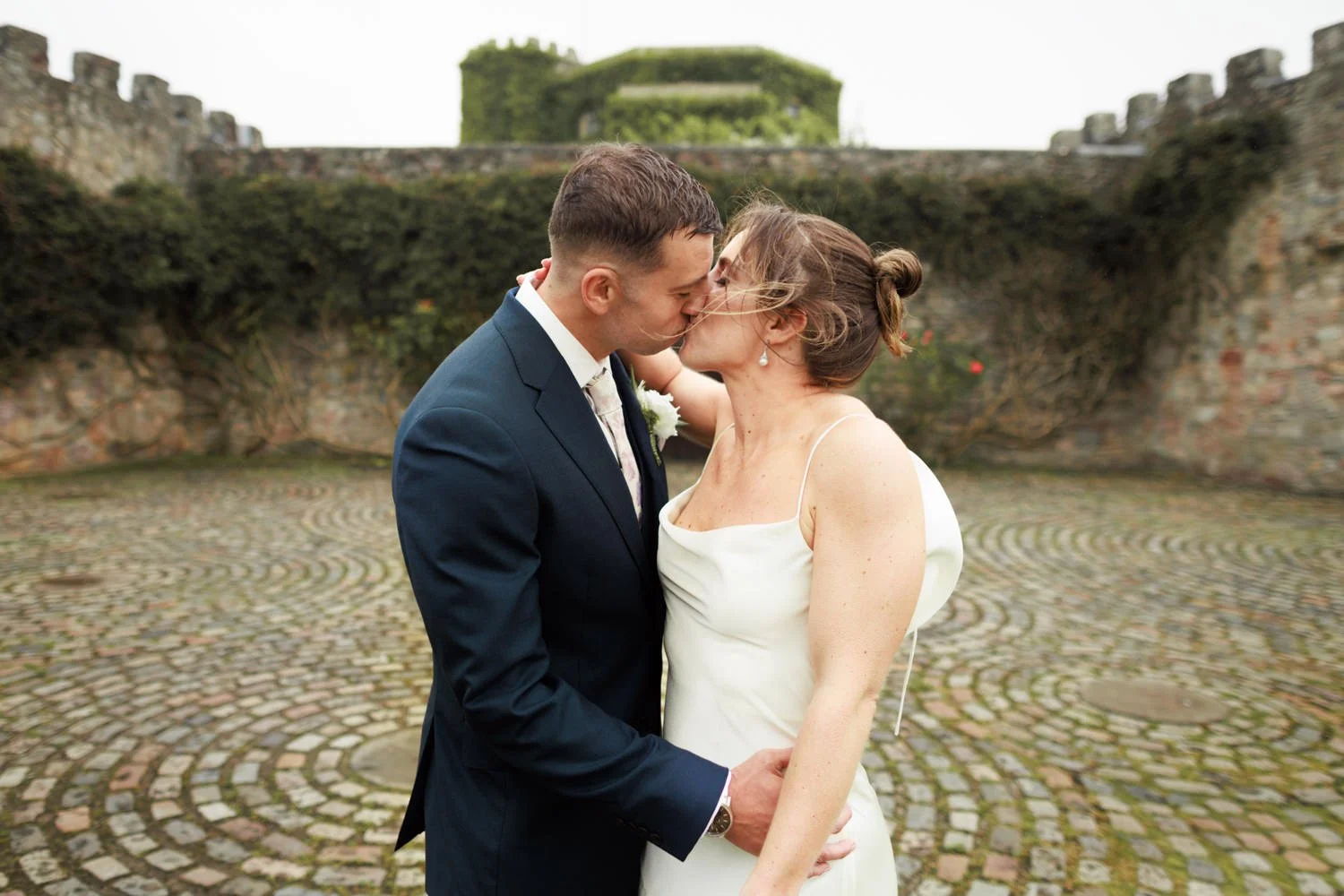 Walton Castle Wedding Photographs-033.jpg