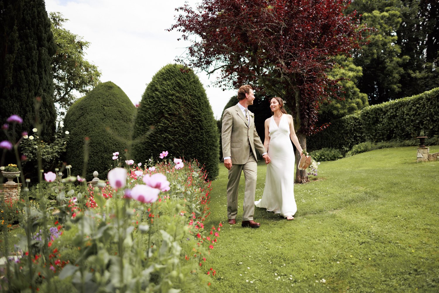 Burleigh Court Wedding Photographs-017.jpg