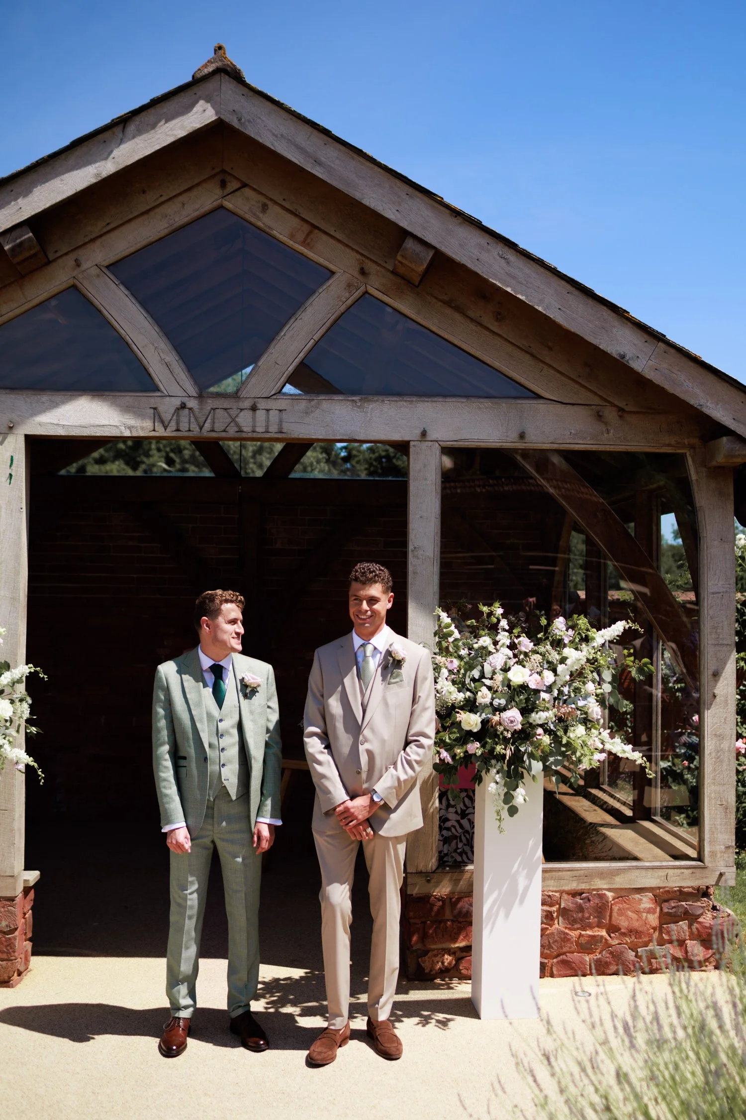 Upton Barn Wedding Photographs-012.jpg