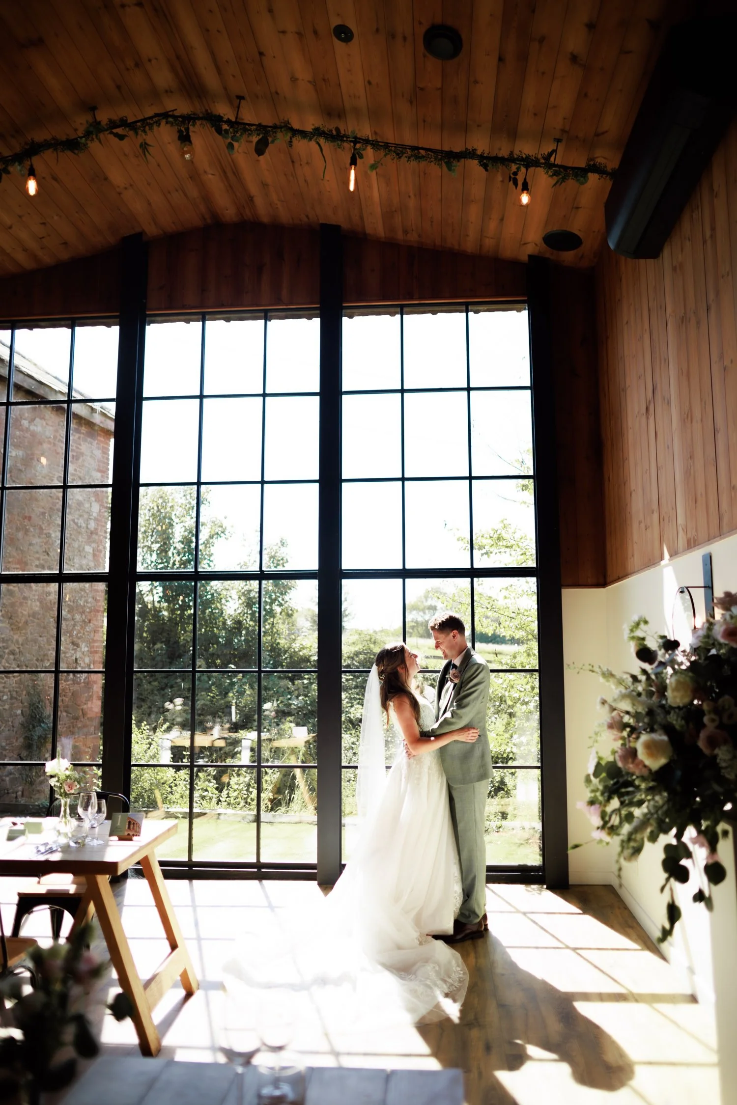Upton Barn Wedding Photographs-032.jpg