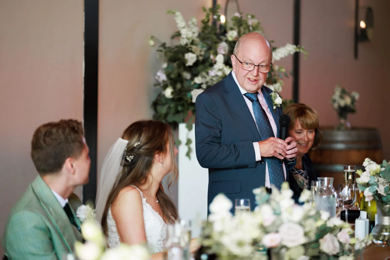 Upton Barn Wedding Photographs-034.jpg