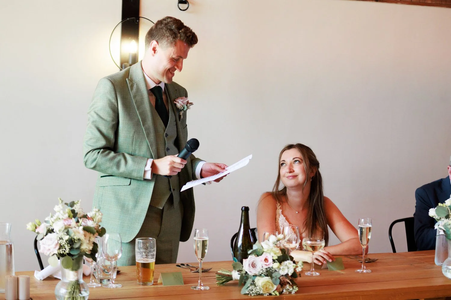Upton Barn Wedding Photographs-038.jpg
