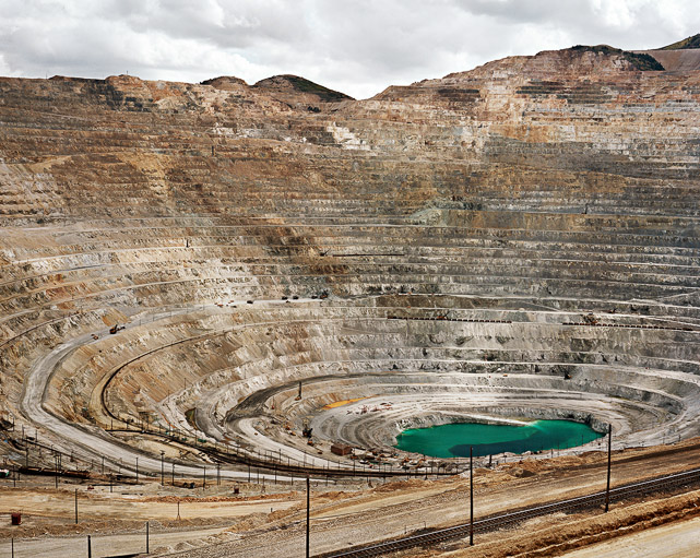 Edward Burtynsky's Epic Landscapes