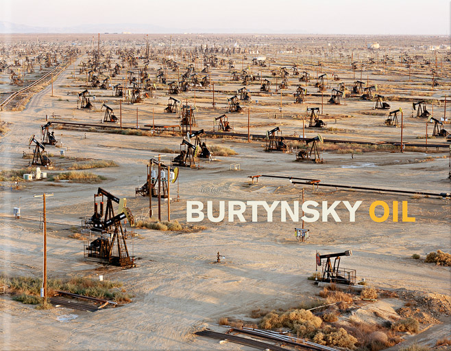 Burtynsky_OIL_Cover.jpg