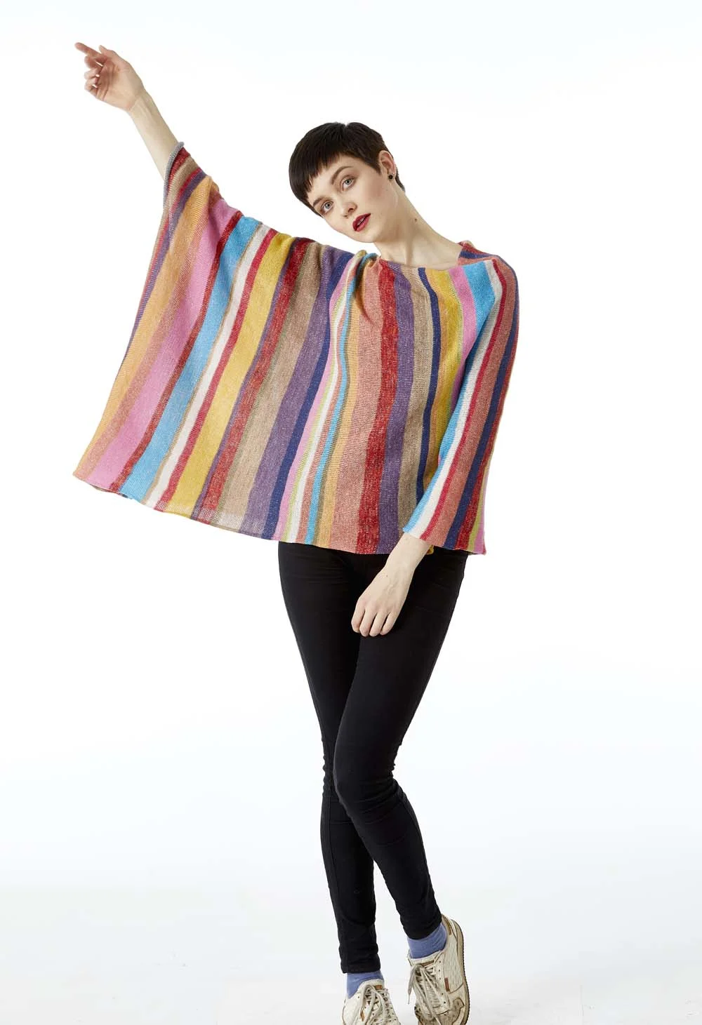 Stine_poncho_unikastrik_lottekjaerdesign_3a.jpg