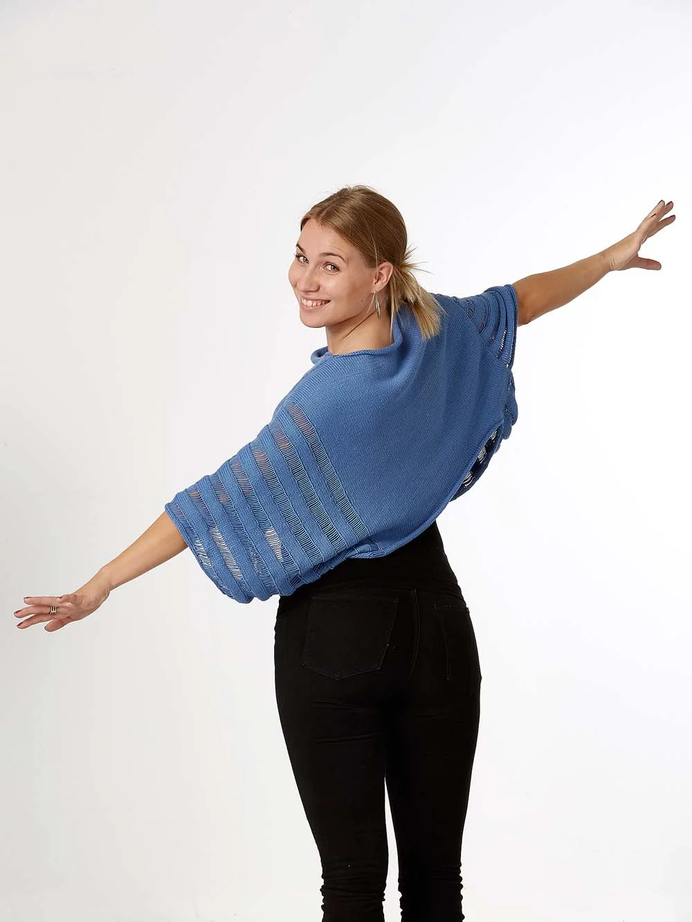 EllenKathrine_bluse_haandstrik_lottekjaerdesign_4a.jpg