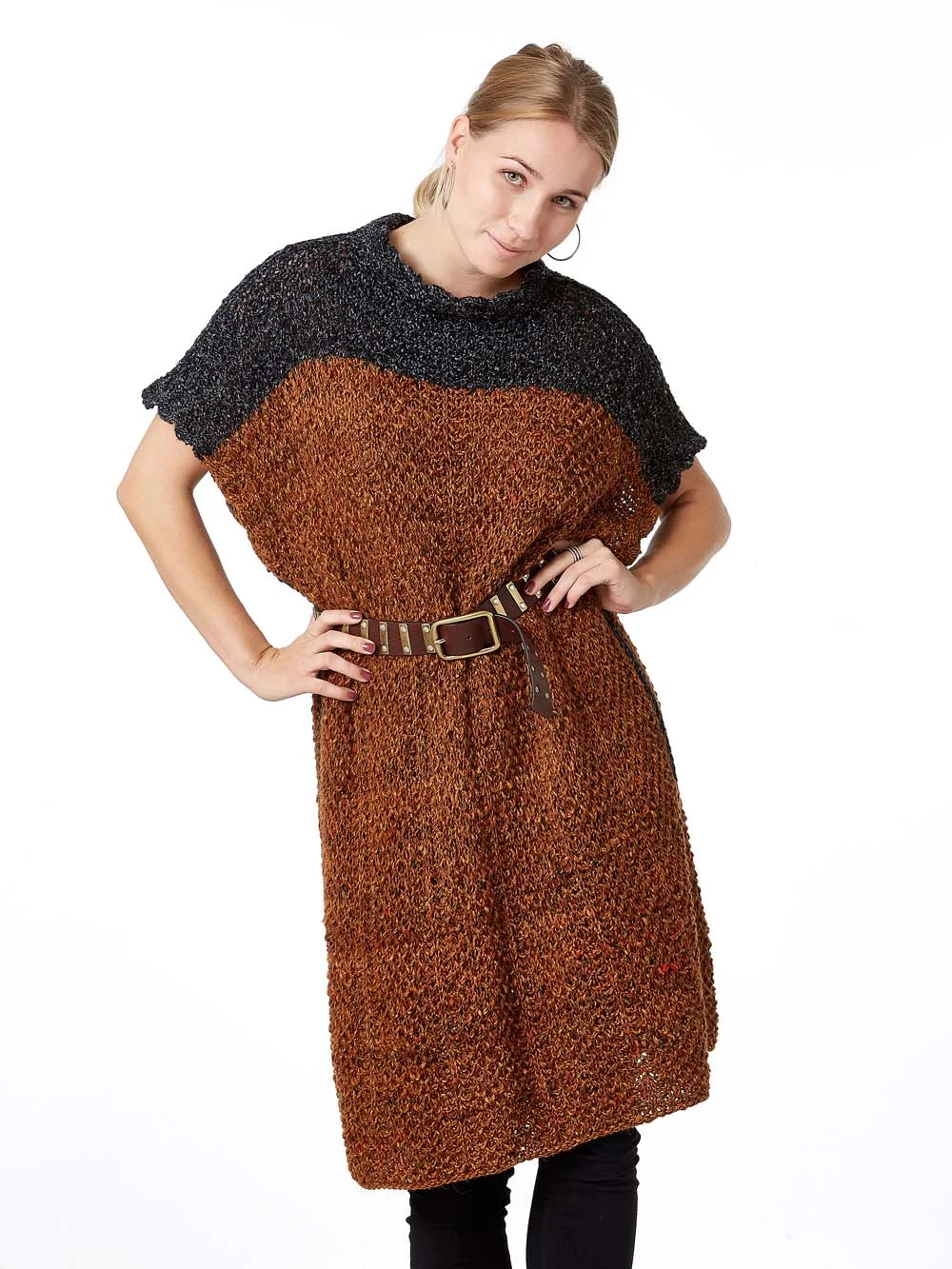 Mulan_tunika_haandstrik_lottekjaerdesign_3a.jpg