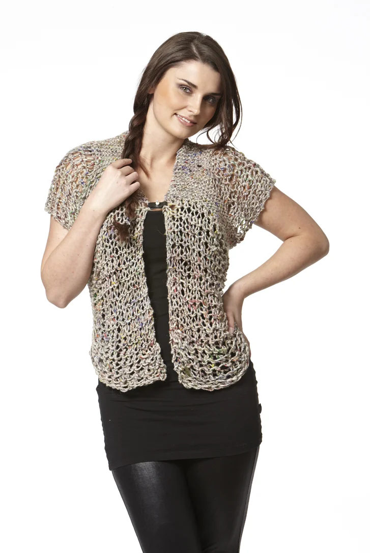 Haervaerk_bluse_haandstrik_strikkebog_lottekjaerdesign_1.jpg